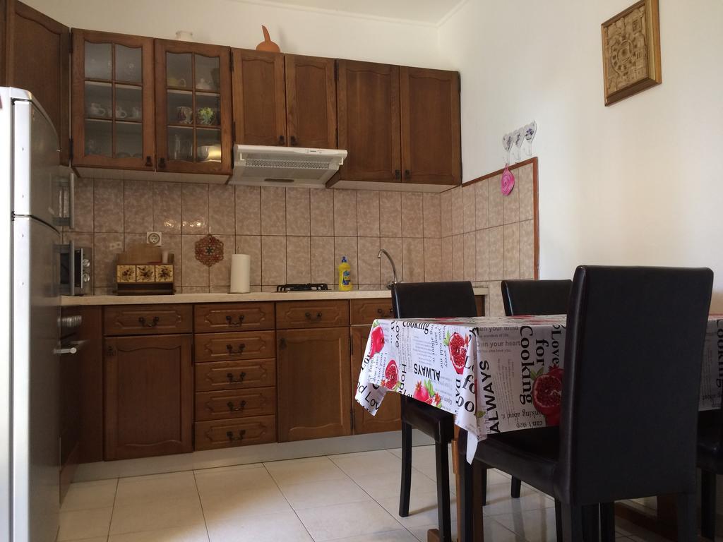 Apartmani Luiza Cres Luaran gambar
