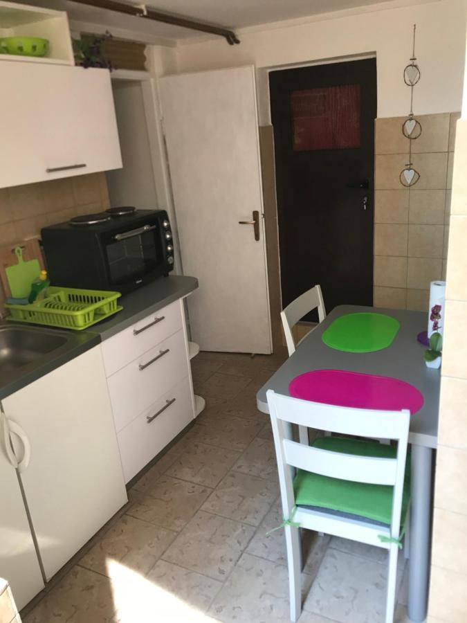 Apartmani Luiza Cres Luaran gambar