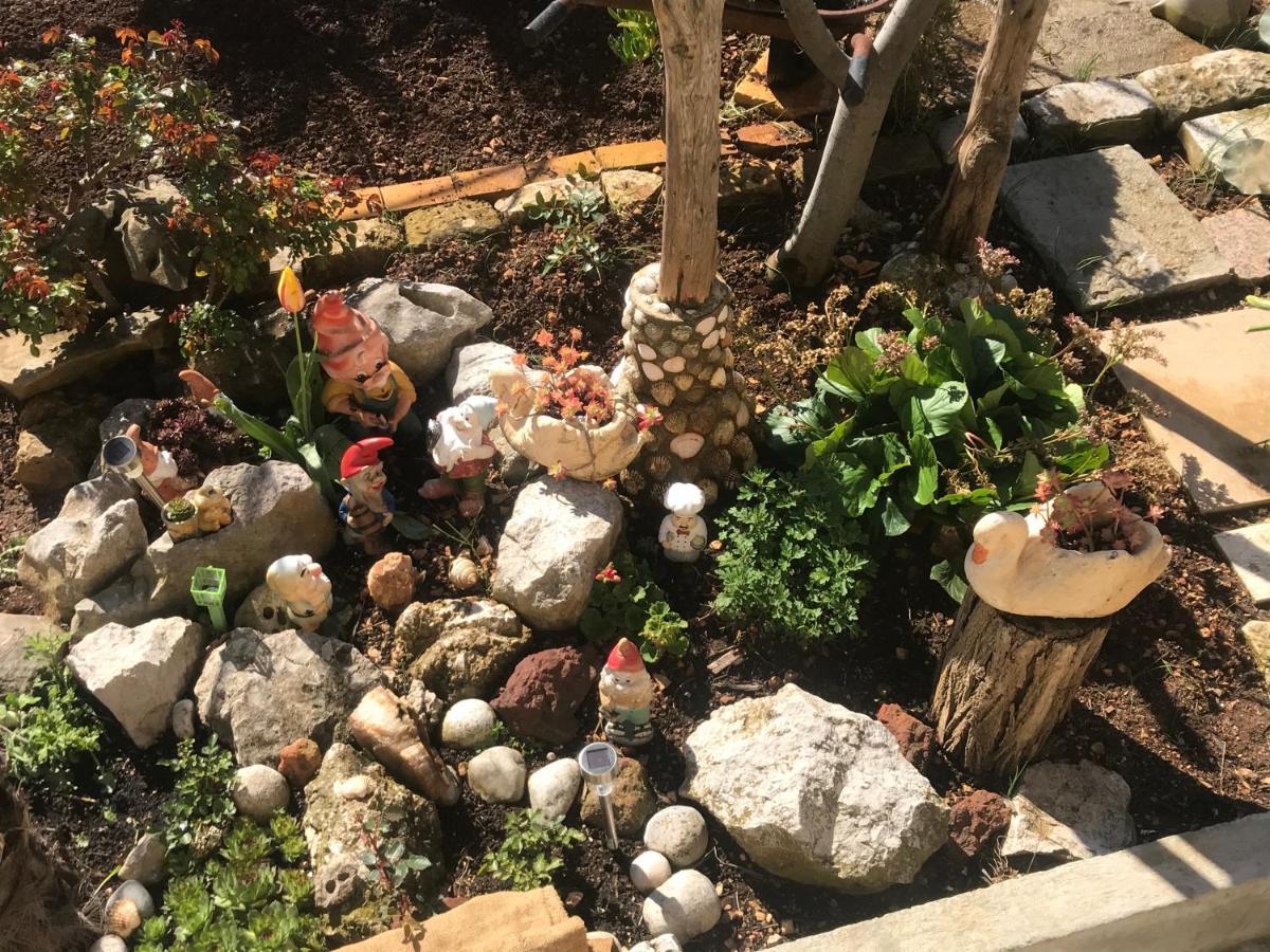 Apartmani Luiza Cres Luaran gambar